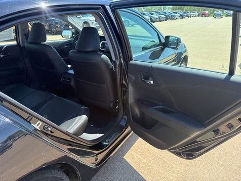 Used 2016 Honda Accord EX-L image 42