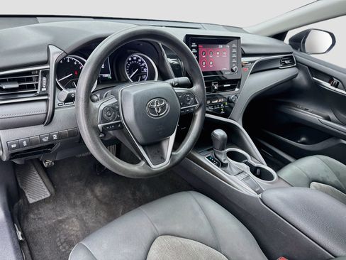 Used 2023 Toyota Camry LE FWD image 7