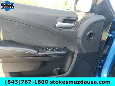 Used 2019 Dodge Charger SXT w/ Blacktop Package image 13