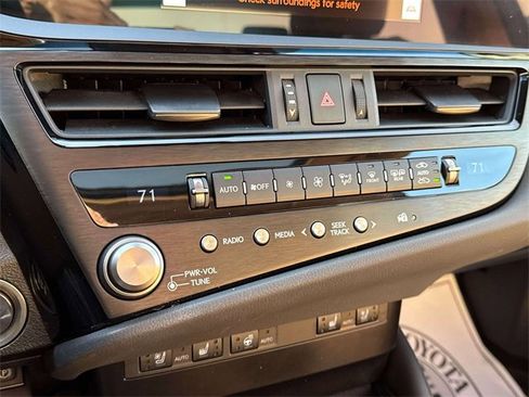 Used 2023 Lexus ES 350 w/ Premium Package image 32