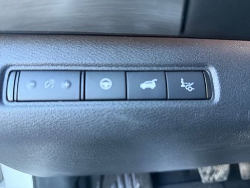 Used 2022 Nissan Pathfinder Platinum w/ Cargo Package image 28