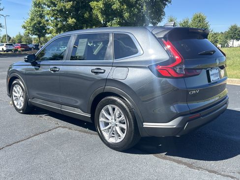 Used 2025 Honda CR-V EX-L image 7