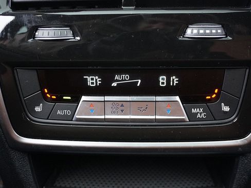 Used 2023 BMW X5 xDrive40i w/ Premium Package image 64