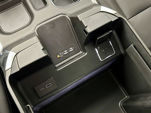 New 2026 GMC Sierra 1500 Elevation w/ Elevation Premium Package image 31