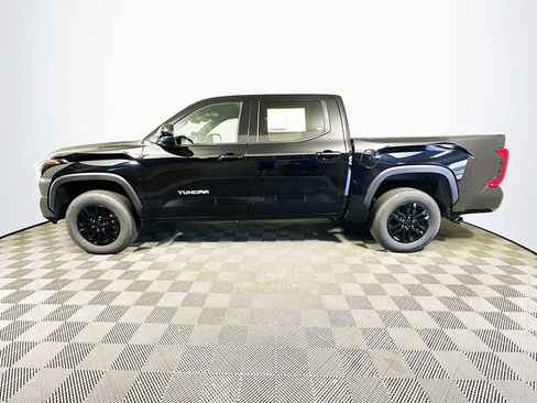 Certified 2025 Toyota Tundra SR5 AWD/4WD image 5