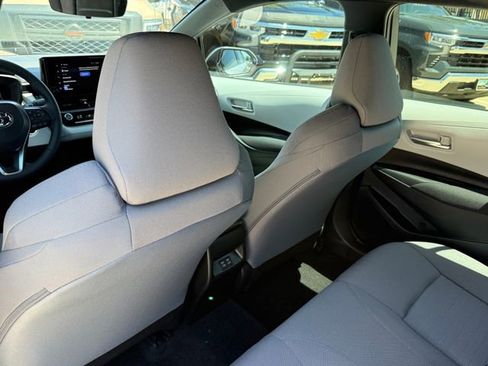 Used 2026 Toyota Corolla SE FWD image 25