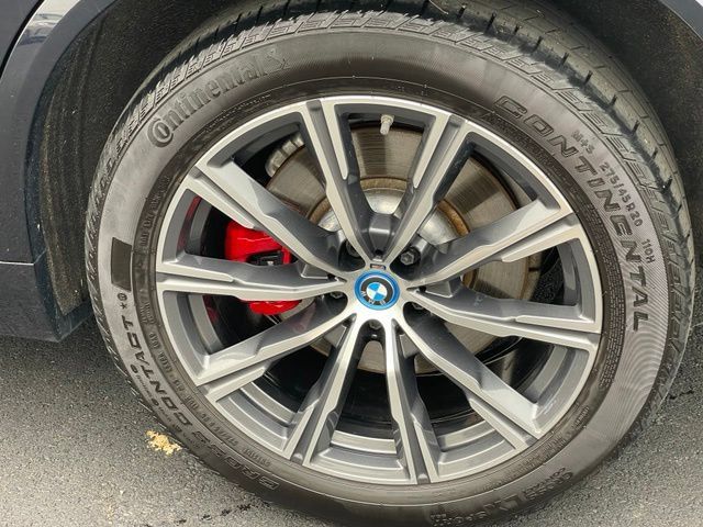 Certified 2024 BMW X5 xDrive50e w/ Executive Package AWD/4WD image 29