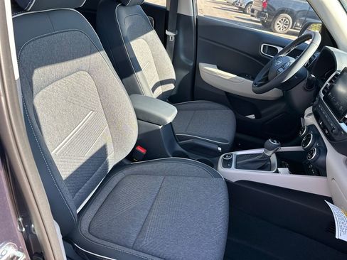 New 2026 Hyundai Venue SEL image 13