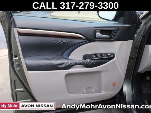 Used 2014 Toyota Highlander Limited AWD/4WD image 20