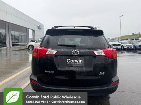 Used 2014 Toyota RAV4 XLE AWD/4WD image 6