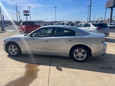 Used 2022 Dodge Charger SXT image 5