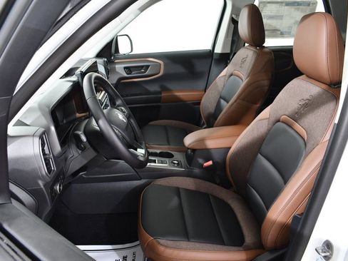 New 2025 Ford Bronco Sport Outer Banks w/ Outer Banks Tech Package+ AWD/4WD image 6