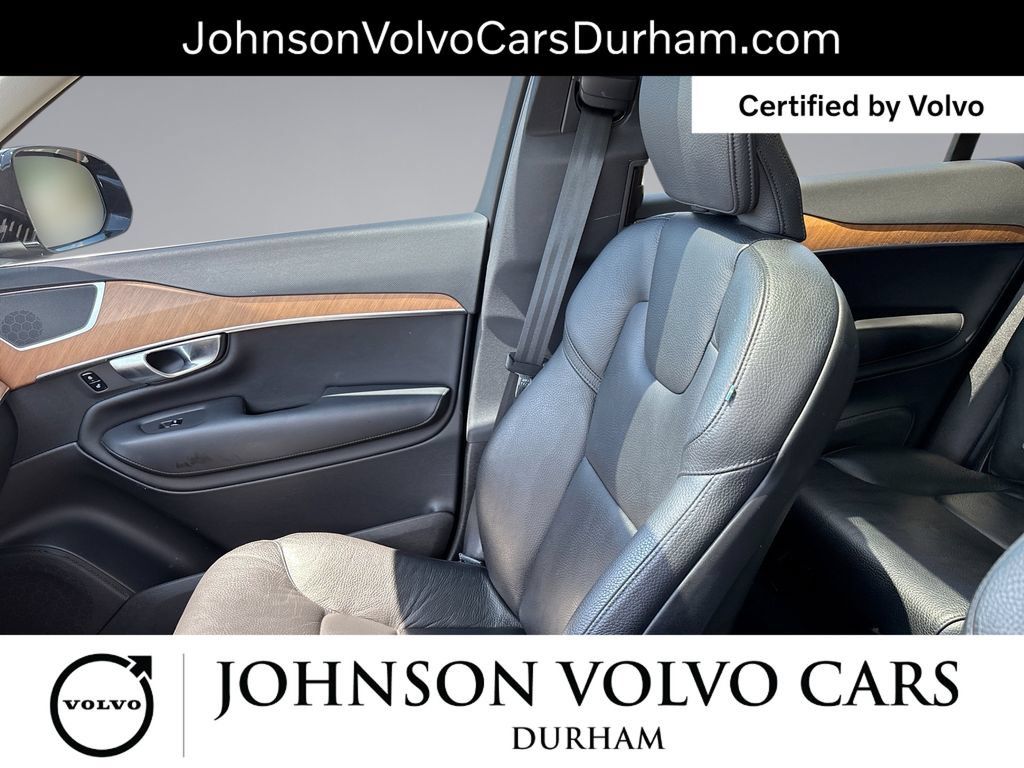 Certified 2023 Volvo XC90 B6 Core w/ Protection Package Premier AWD/4WD image 29