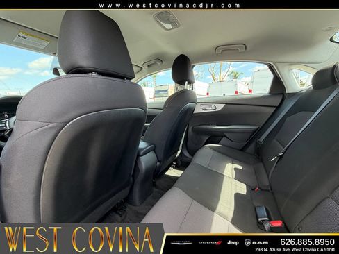 Used 2023 Kia Forte LXS FWD image 30
