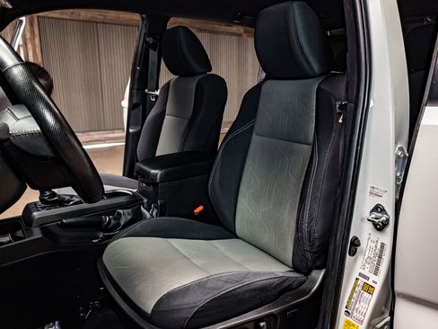 Used 2023 Toyota Tacoma TRD Sport image 24