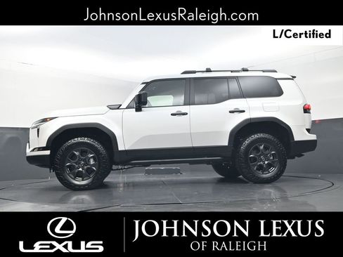 Used 2025 Lexus GX 550 image 22