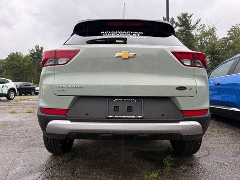 Used 2026 Chevrolet TrailBlazer LT w/ LT Cold Weather Package AWD/4WD image 9