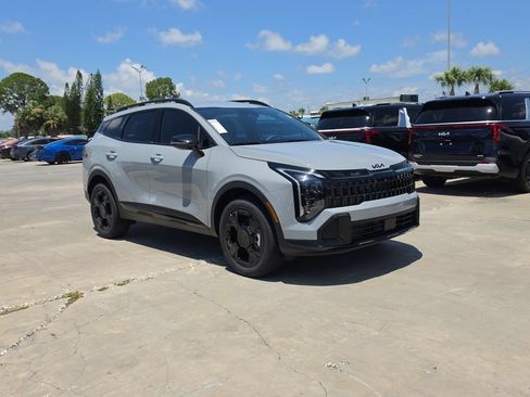 New 2026 Kia Sportage X-Line AWD/4WD image 2