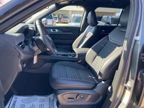 New 2026 Ford Explorer ST-Line w/ Premium Package image 28