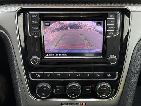 Used 2018 Volkswagen Passat 2.0T S image 21