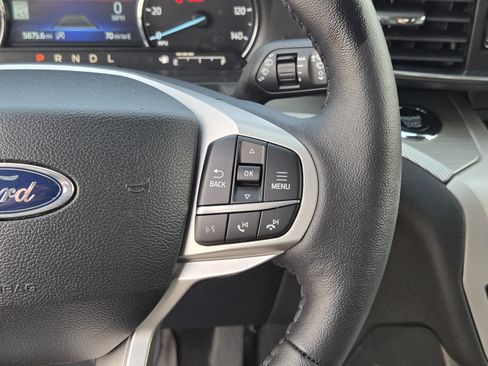Certified 2024 Ford Explorer XLT w/ Equipment Group 202A RWD image 27