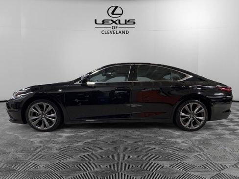 Used 2021 Lexus ES 350 F Sport image 3