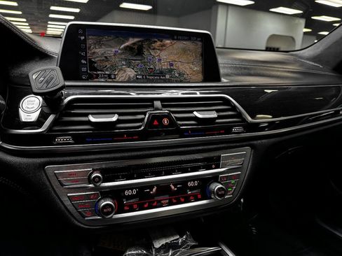 Used 2016 BMW 750i image 23