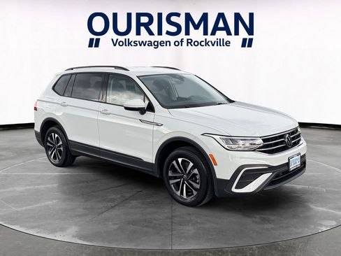 Used 2023 Volkswagen Tiguan S AWD/4WD image 1