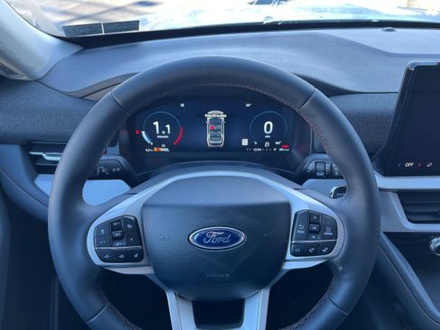 New 2026 Ford Explorer Active w/ Active Comfort Package image 19
