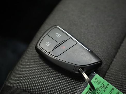 Used 2023 Chevrolet Colorado W/T image 28