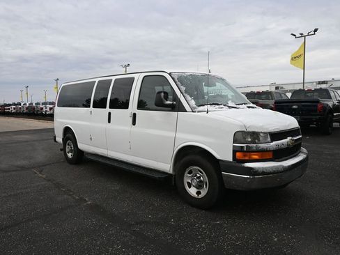 Used 2011 Chevrolet Express 3500 LT w/ LT Preferred Equipment Group RWD image 4