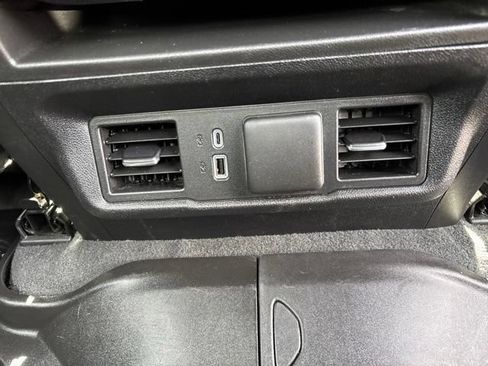 Used 2025 Chevrolet Silverado 1500 LT w/ Protection Package AWD/4WD image 33