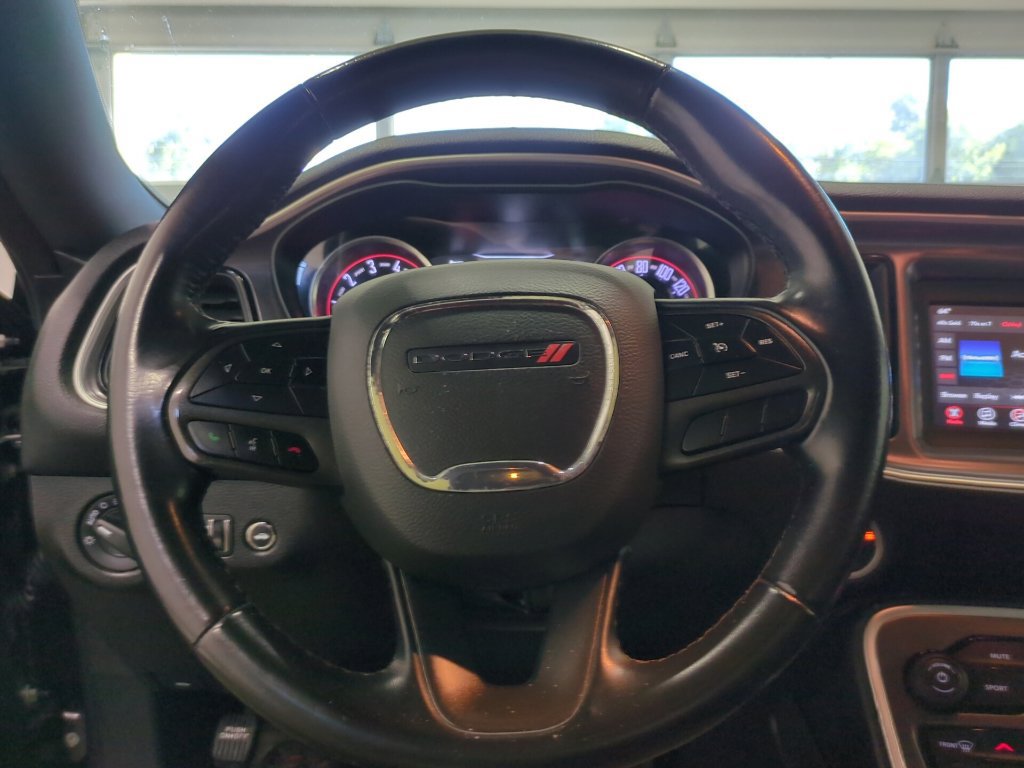 Used 2021 Dodge Challenger SXT RWD image 17