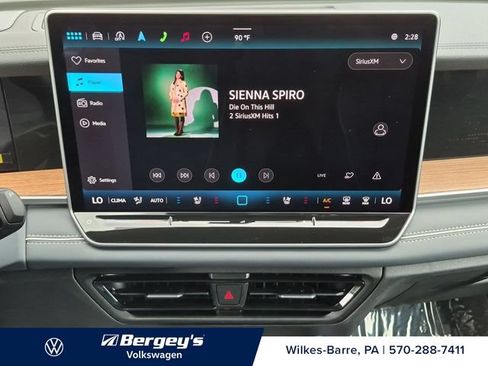 New 2026 Volkswagen Tiguan SEL R-Line AWD/4WD image 17