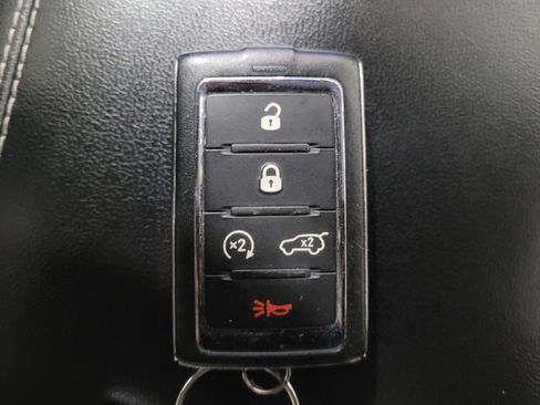 Used 2022 Jeep Grand Cherokee Limited 4xe AWD/4WD image 32