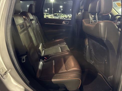 Used 2011 Jeep Grand Cherokee 70th Anniversary image 13