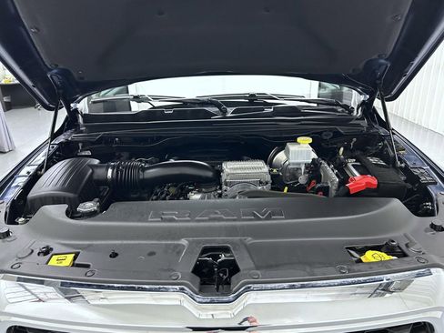 Used 2022 RAM 1500 Big Horn AWD/4WD image 24