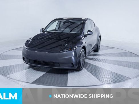 Used 2026 Tesla Model Y 2WD image 2