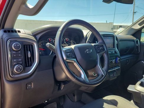 Certified 2021 Chevrolet Silverado 1500 RST AWD/4WD image 20