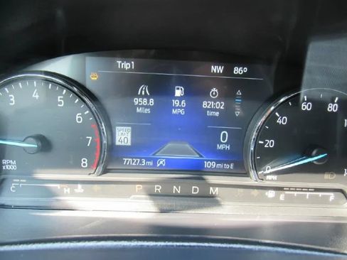 Used 2020 Ford Explorer XLT w/ Equipment Group 202A RWD image 18