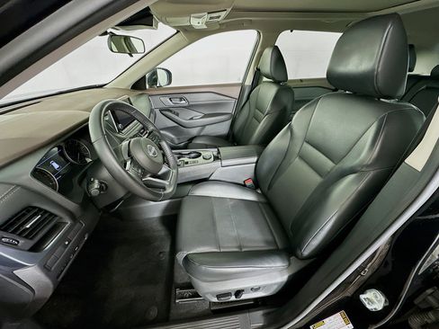 Used 2023 Nissan Rogue SV w/ SV Premium B Package AWD/4WD image 13