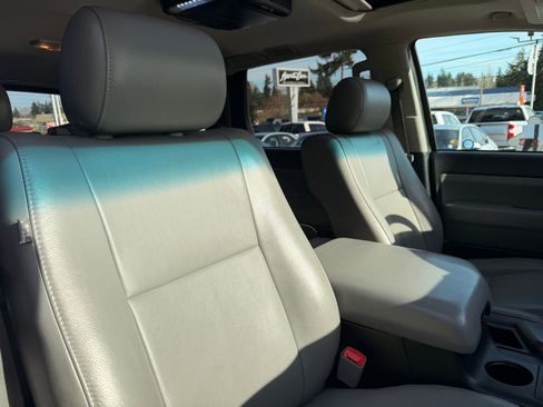 Used 2011 Toyota Sequoia SR5 image 33
