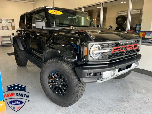 Used 2025 Ford Bronco Raptor AWD/4WD image 1