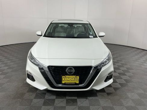 Used 2021 Nissan Altima 2.5 Platinum image 2