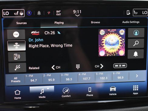Used 2025 Chrysler Pacifica Select FWD image 29