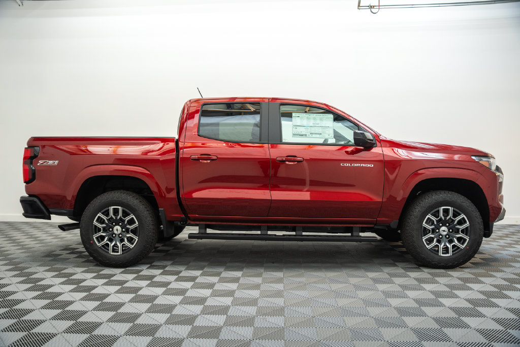 New 2026 Chevrolet Colorado Z71 w/ Technology Package AWD/4WD image 4