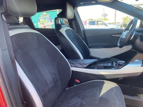 Used 2022 Kia EV6 GT-Line w/ GT-Line Suede Seat Package image 17