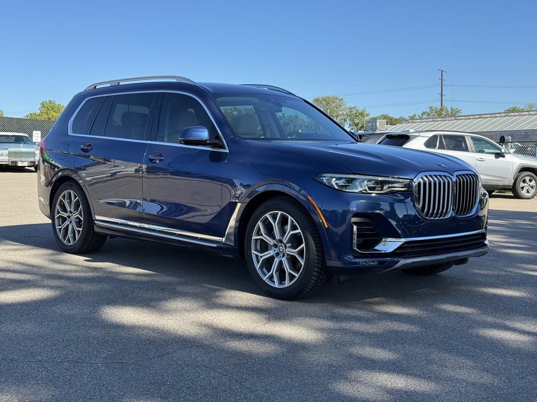 Used 2020 BMW X7 xDrive40i w/ Premium Package AWD/4WD image 2