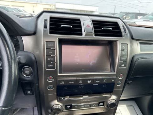 Used 2015 Lexus GX 460 w/ Navigation Package image 8