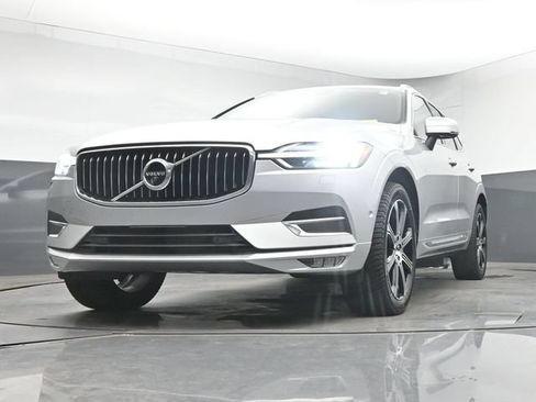 Used 2019 Volvo XC60 T5 Inscription w/ Protection Package Premier AWD/4WD image 13